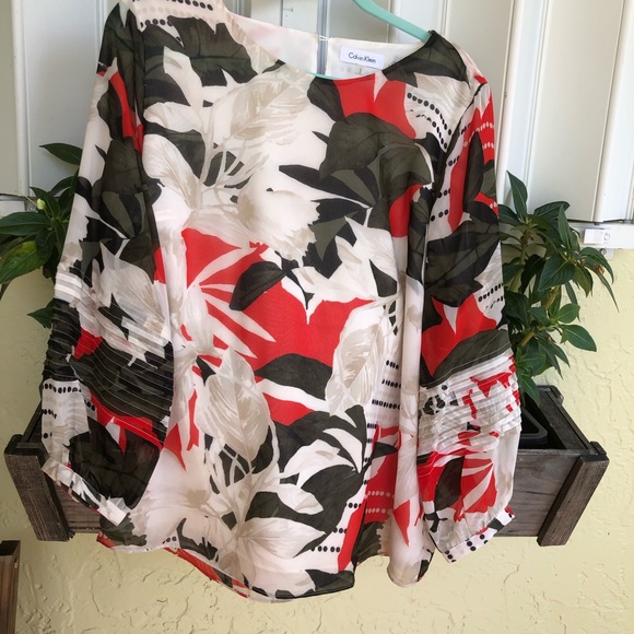 Calvin Klein blouse Size L wear only once - Picture 7 of 8